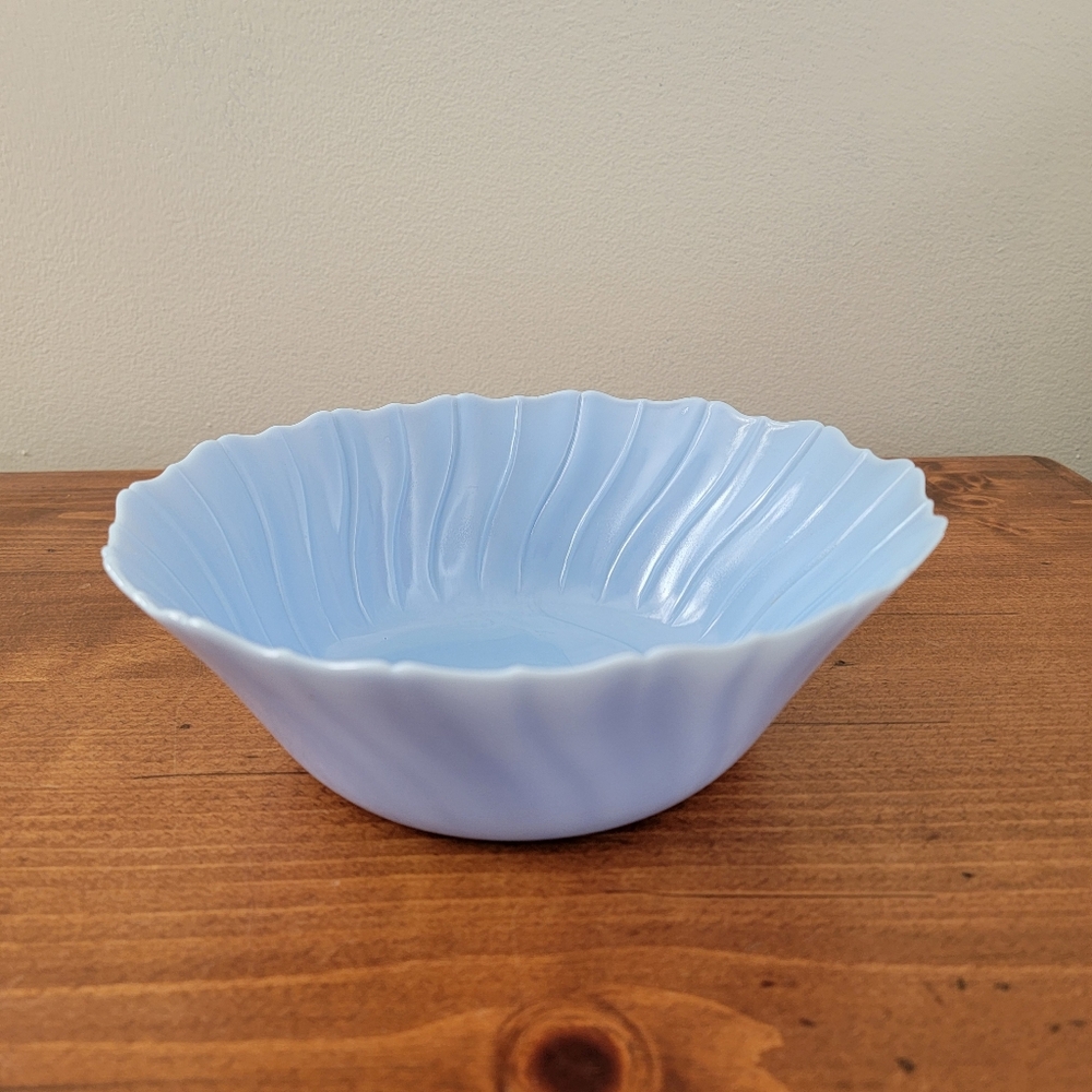 Vintage Jeanette Glass Delphite Blue Swirl Depression Era Serving Bowl